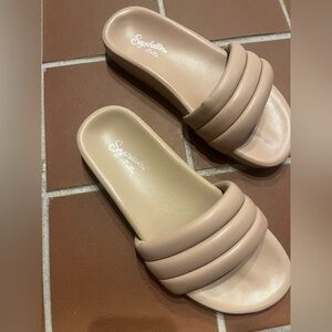 Seychelles Tan Padded Leather Sandals